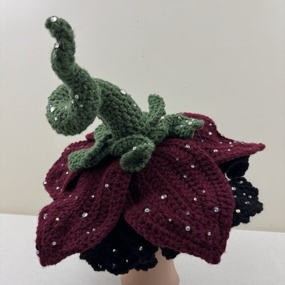 Handmade Crochet Flower Hat Green Stem & Red & Black Petals Fairy Hat Costume main image 4